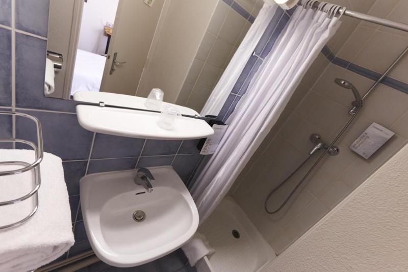 בית מלון כפרי Campanile Paris Ouest  Boulogne