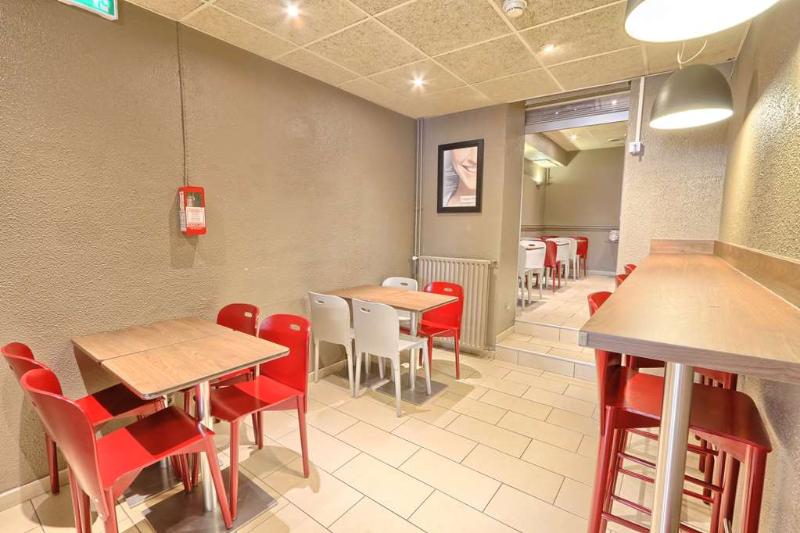 בית מלון כפרי Campanile Paris Ouest  Boulogne