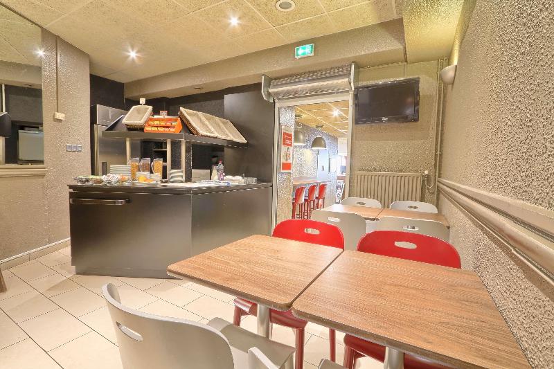 בית מלון כפרי Campanile Paris Ouest  Boulogne