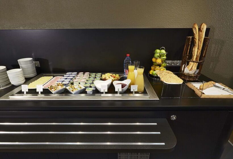 ホテル Campanile Paris Ouest Porte De Champerret Levallois