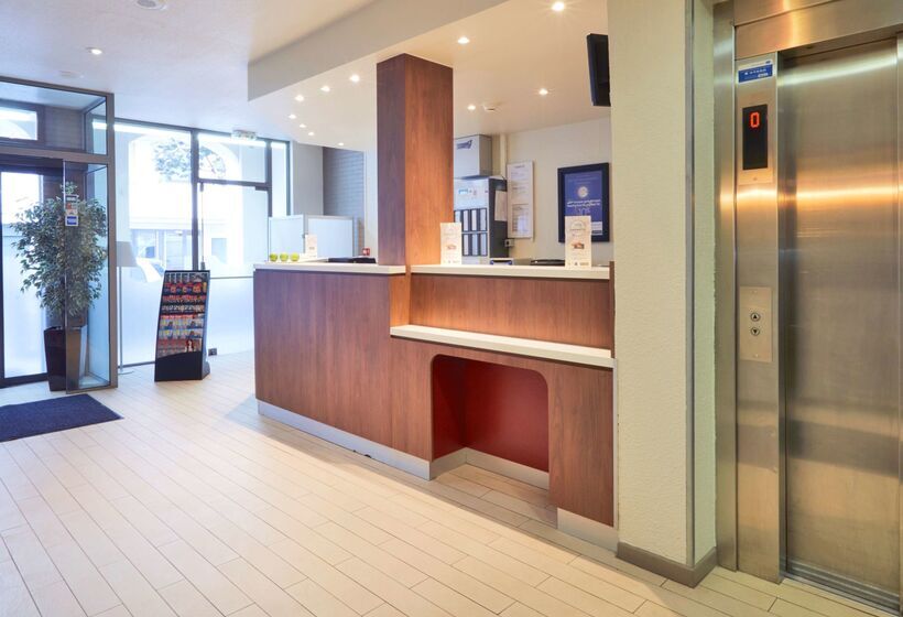 ホテル Campanile Paris Ouest Porte De Champerret Levallois