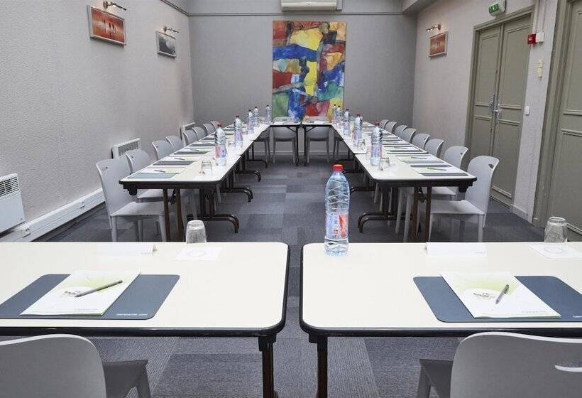 ホテル Campanile Paris Ouest Porte De Champerret Levallois