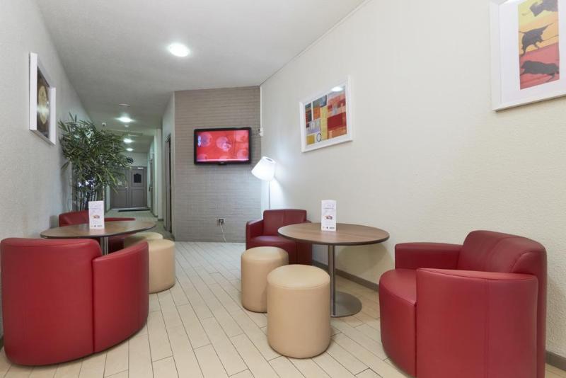 בית מלון כפרי Campanile Paris Ouest   Porte De Champerret Levallois