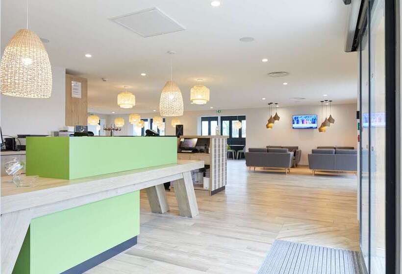 בית מלון כפרי Campanile Pau Est Bizanos