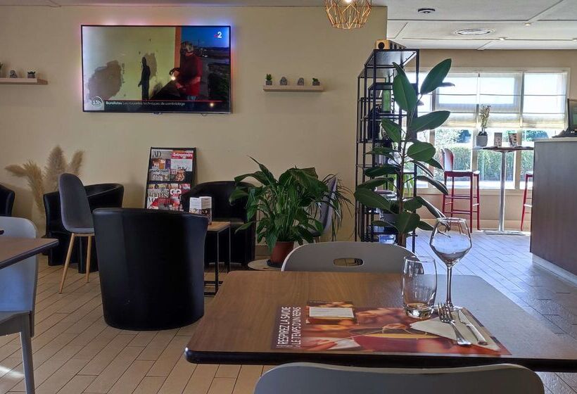 ホテル Campanile Perpignan Sud