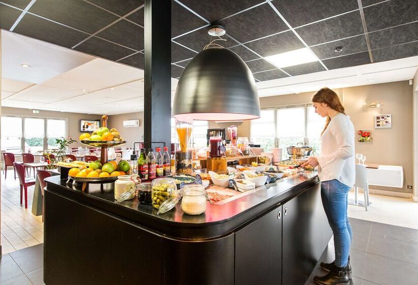 هتل Campanile Reims Sud  Bezannes