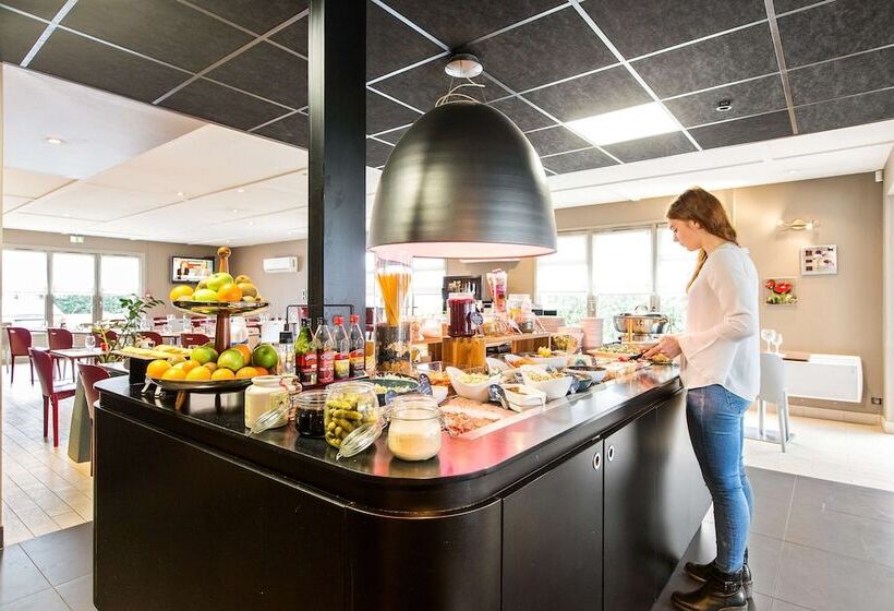 هتل Campanile Reims Sud  Bezannes