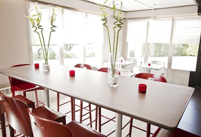 فندق Campanile Rouen Nord  Barentin