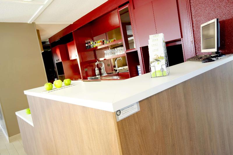 فندق Campanile Rouen Nord  Barentin