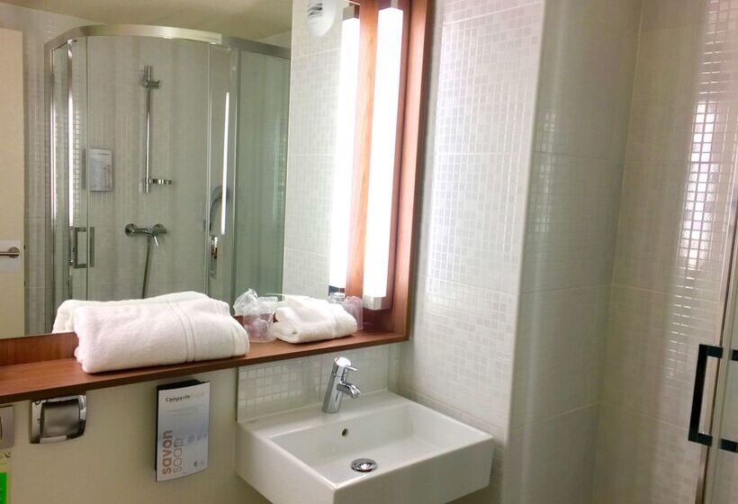 Отель Campanile St Etienne Centre   Villars La Terrasse