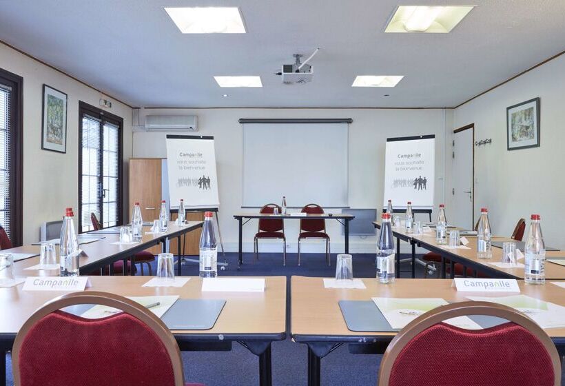 Отель Campanile St Etienne Centre   Villars La Terrasse