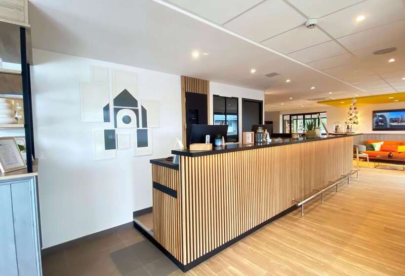 Отель Campanile St Etienne Centre   Villars La Terrasse