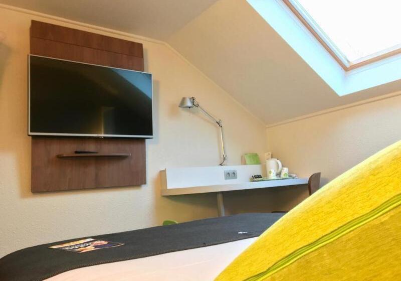 Отель Campanile St Etienne Centre   Villars La Terrasse