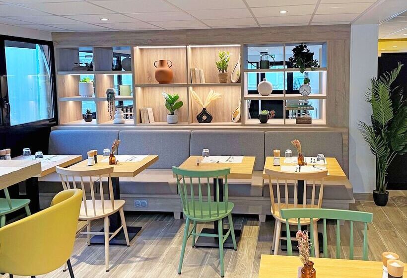 Отель Campanile St Etienne Centre   Villars La Terrasse