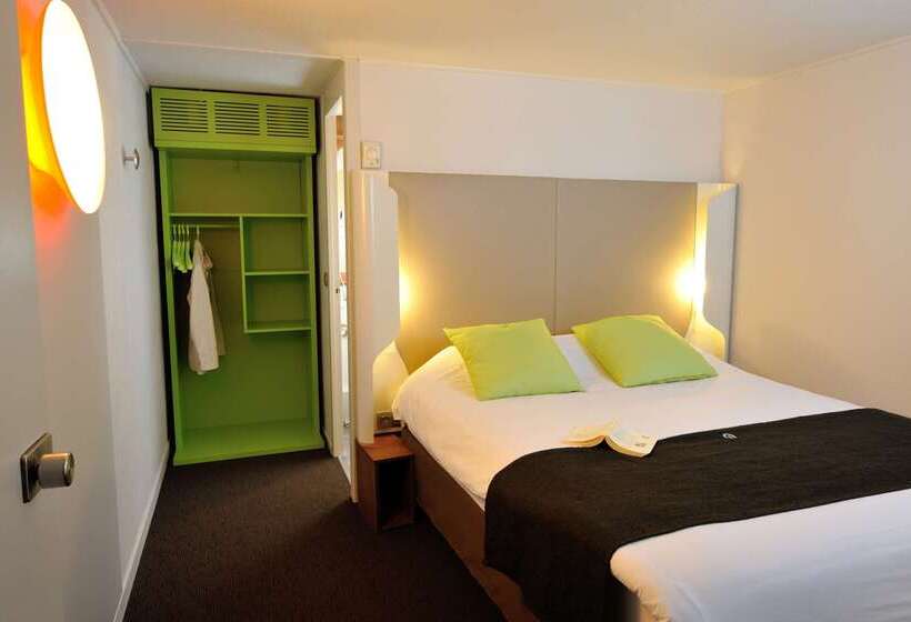 Отель Campanile Saint Quentin