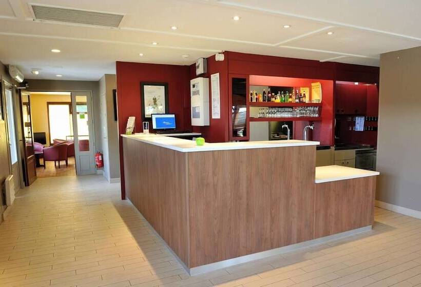 فندق Campanile Clermont Ferrand ~ Thiers