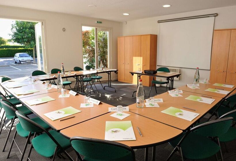 Отель Campanile Valence Sud