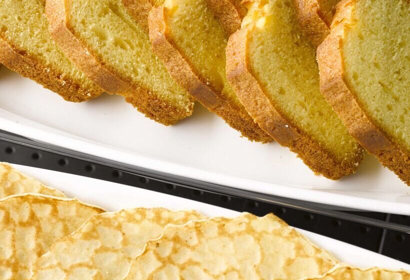 Отель Campanile Valence Sud