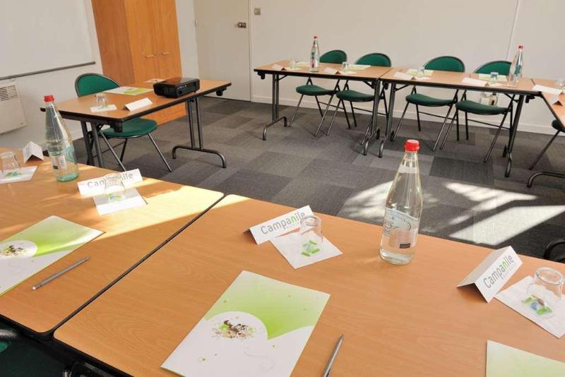 Отель Campanile Valence Sud