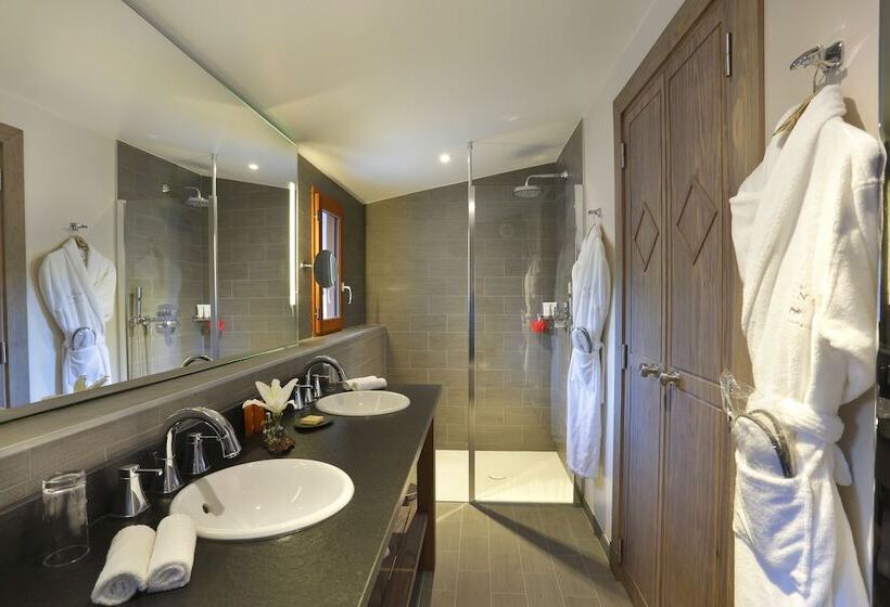 ホテル Chalet Hôtel La Mainaz Restaurant & Resort