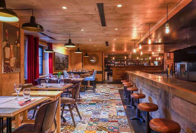 호텔 Chalethôtel La Marmotte, La Tapiaz & Spa, The Originals Relais