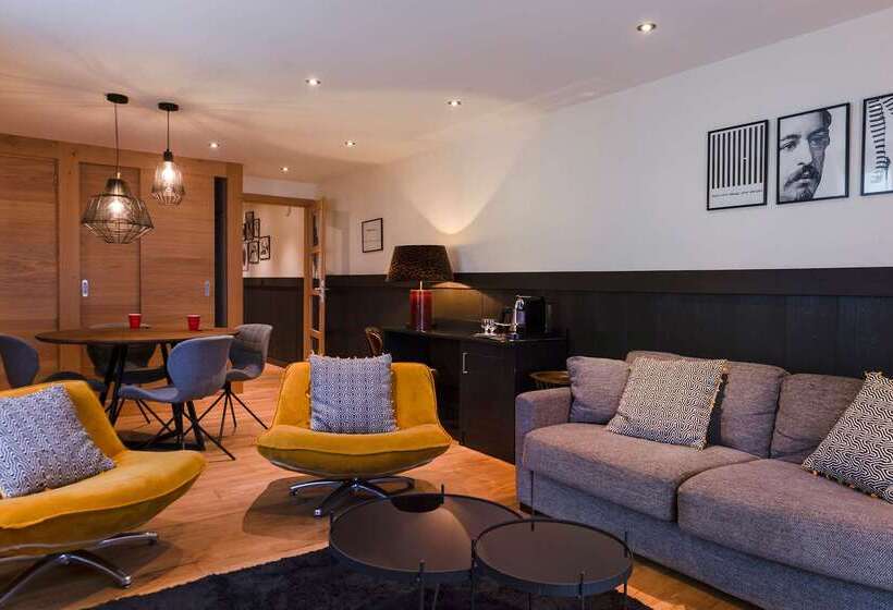 호텔 Chalethôtel La Marmotte, La Tapiaz & Spa, The Originals Relais