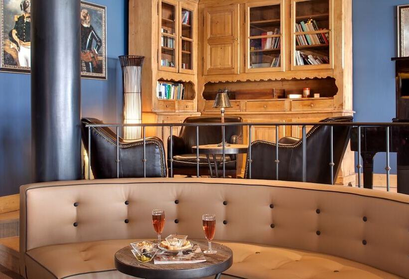 호텔 Chalethôtel La Marmotte, La Tapiaz & Spa, The Originals Relais