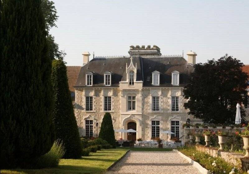 Отель Chateau De Fere