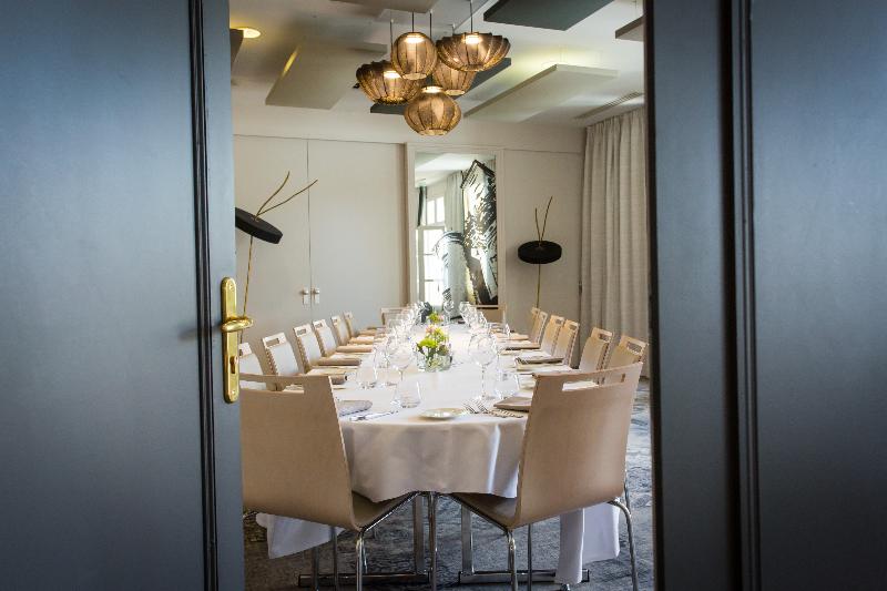 Отель Château Belmont Tours By The Crest Collection