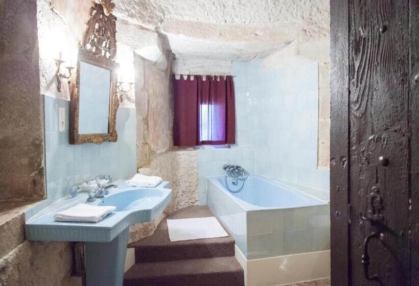 Отель Château De Bellecroix