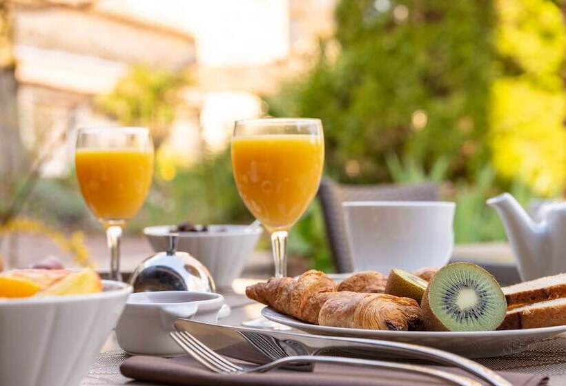 酒店 The Originals Château De Perigny