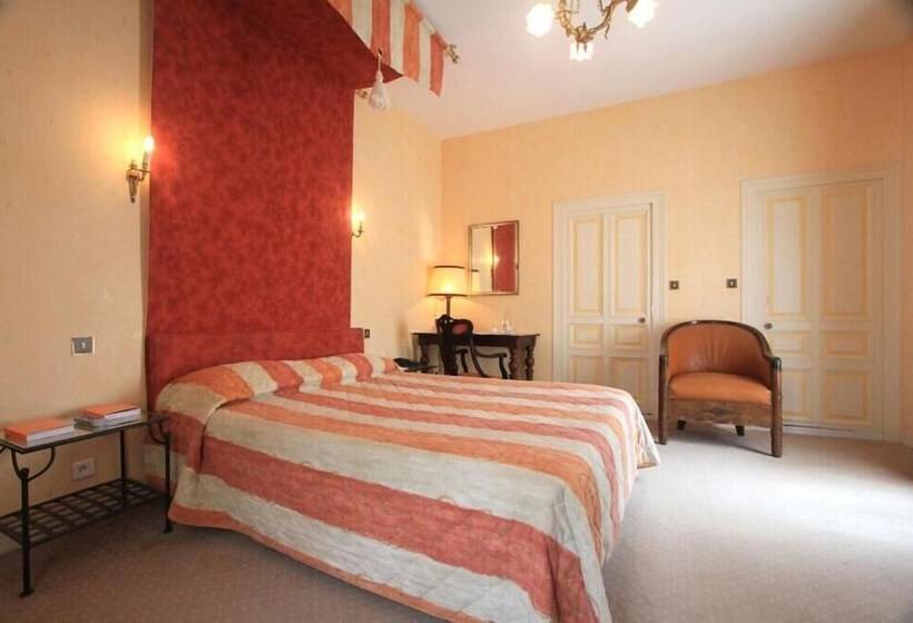 호텔 The Originals Château De Perigny