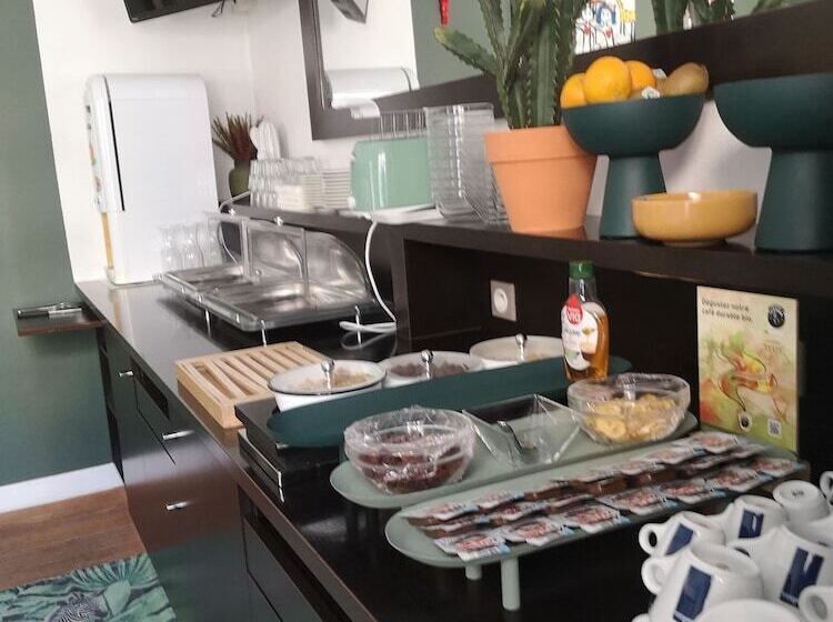 בית מלון כפרי The Originals Boutique, Hôtel D Angleterre, Le Havre, Centre, Plage