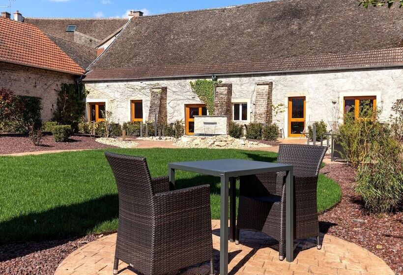 فندق De La Cloche