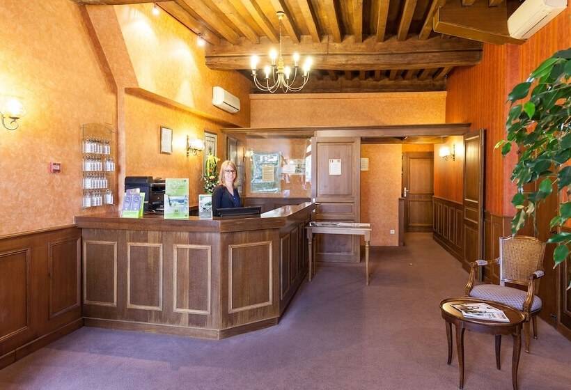 فندق De La Cloche