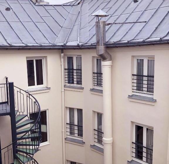 Отель Des 3 Colleges