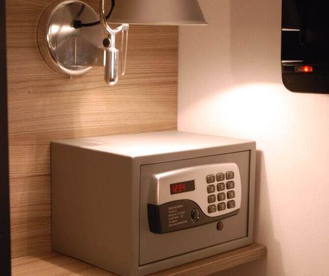 Отель Des 3 Colleges