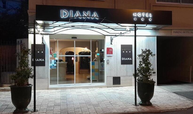 ホテル Diana