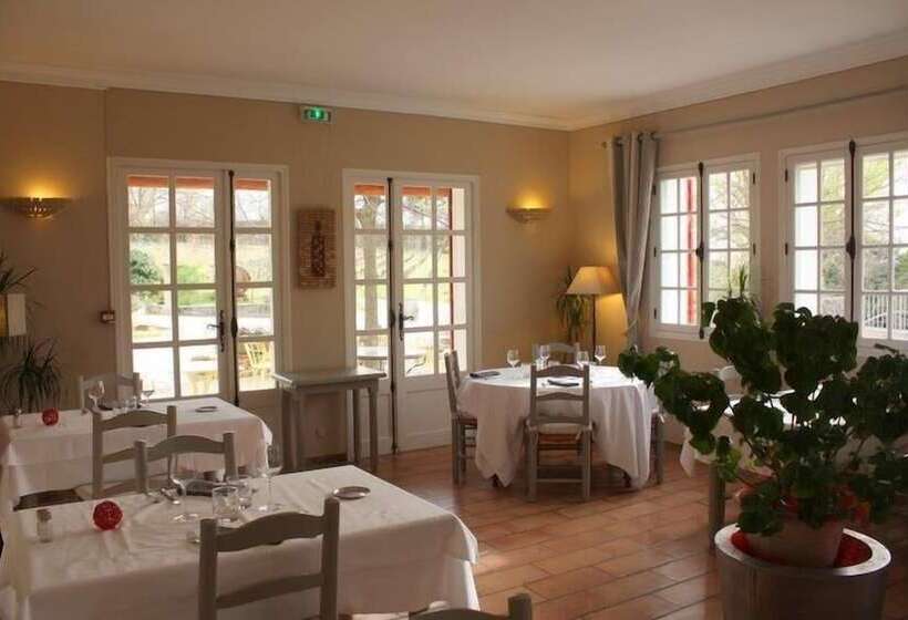 ホテル Lerie Du Domaine De Cabasse