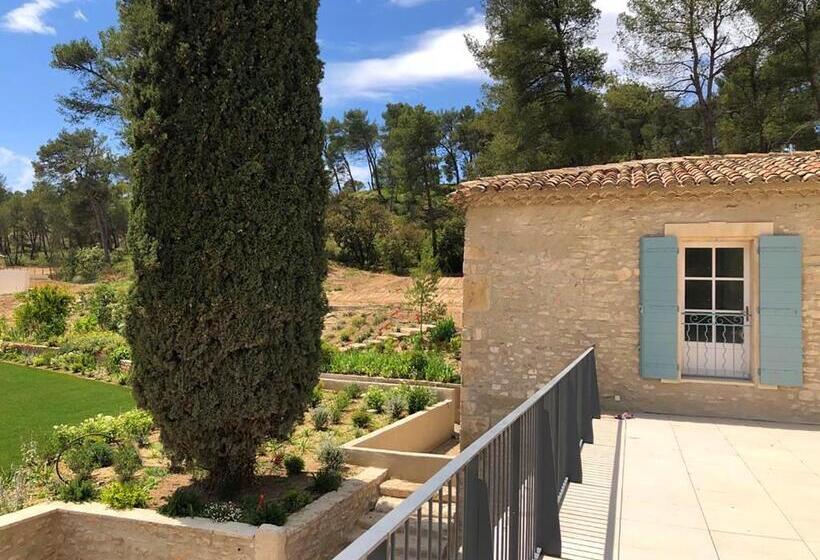 Отель Domaine De Valmouriane