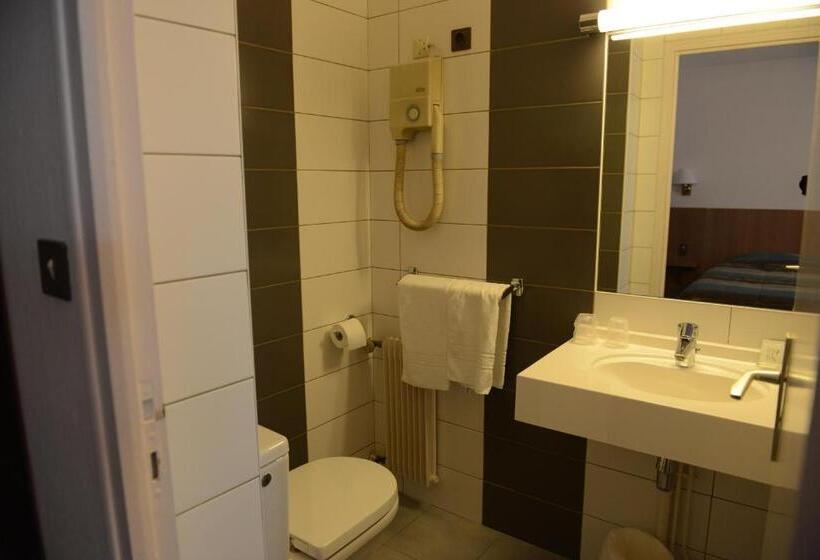 בית מלון כפרי Du Lion