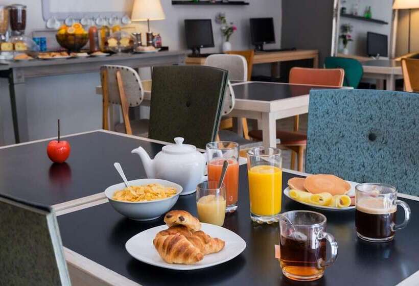 ホテル Edmond Rostand