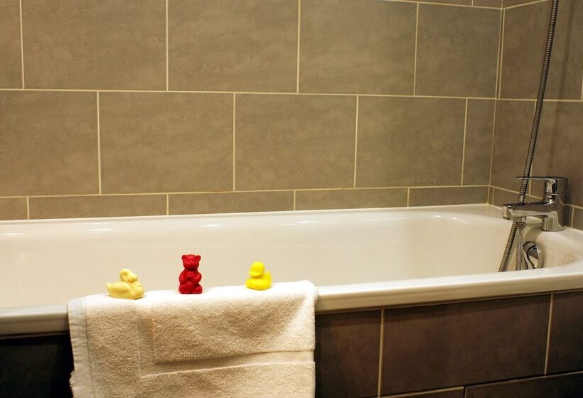 ホテル Edmond Rostand