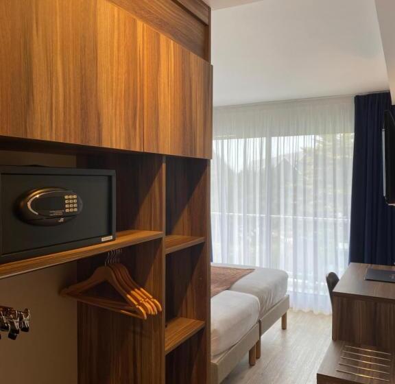 בית מלון כפרי Europa