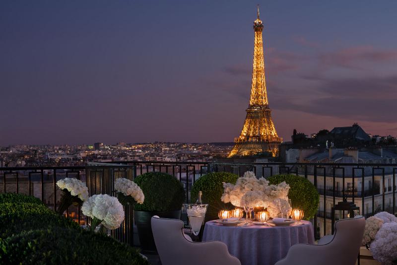 Four Seasons Hotel George V Paris