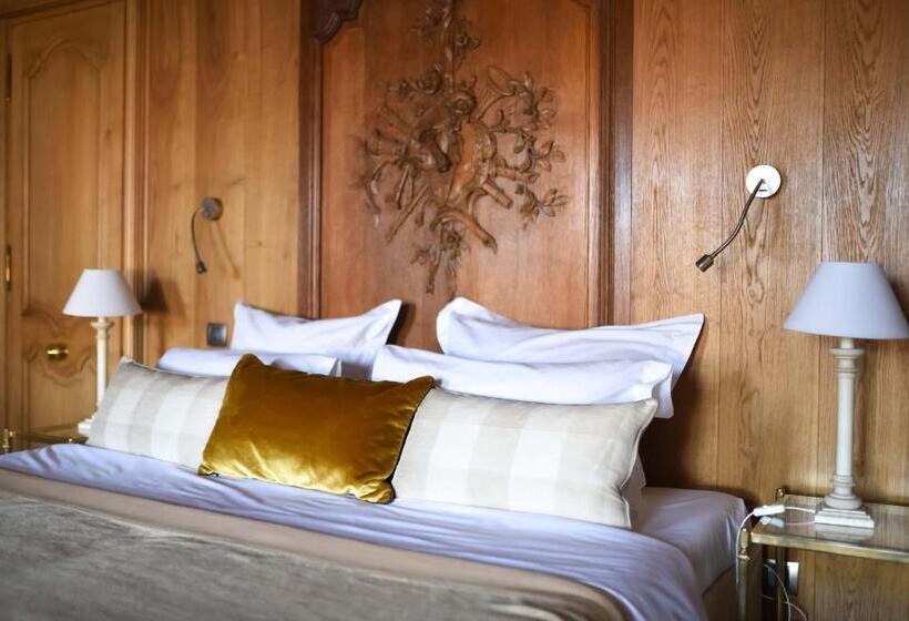 Отель Grand Hôtel Du Lion D Or