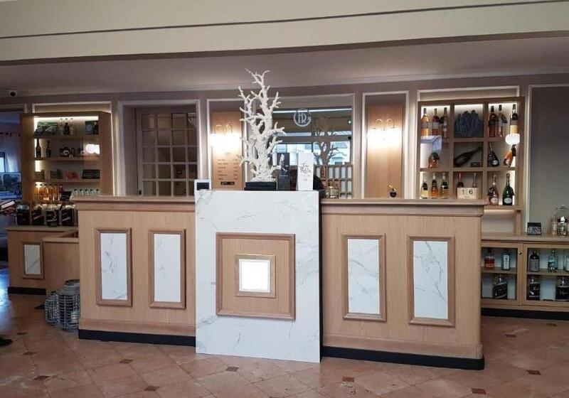 هتل Grand Hôtel Richelieu