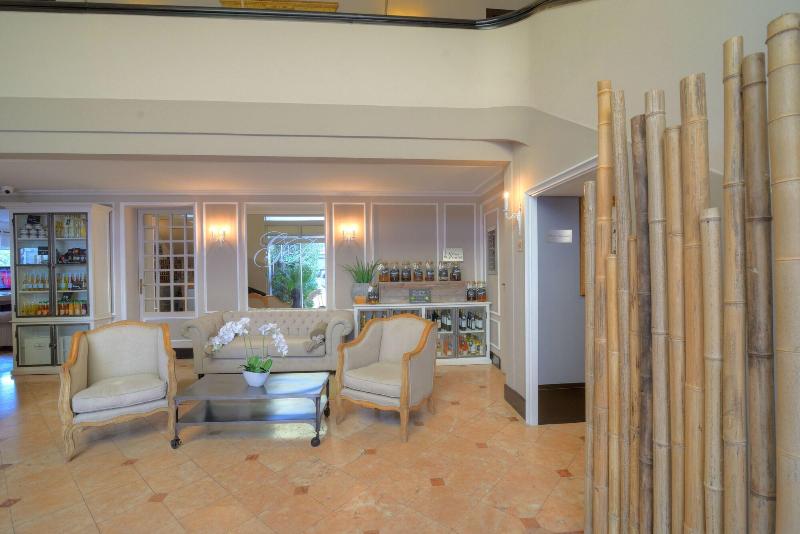 هتل Grand Hôtel Richelieu