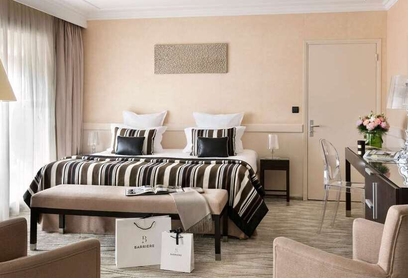 בית מלון כפרי Hôtel Barrière Le Gray D Albion