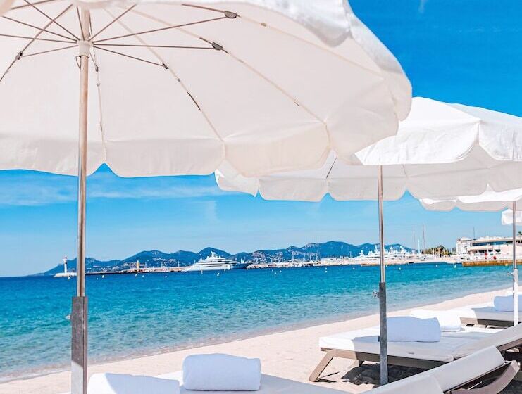 בית מלון כפרי Hôtel Barrière Le Gray D Albion